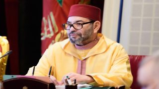 SM le Roi Mohammed VI, accompagné de SAR le Prince Héritier Moulay El Hassan, préside, au Palais Royal à Rabat, un Conseil des ministres