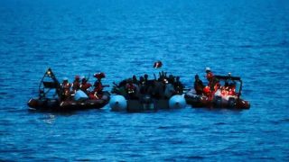 الداخلة.. إخبارية، تمكن من توقيف عصابة إجرامية تنشط في تنظيم عمليات الهجرة غير الشرعية عبر المسالك البحرية بالداخلة