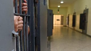 ايداع ثلاث محامين السجن بعكاشة بتهمة السمسرة في ملفات قضائية