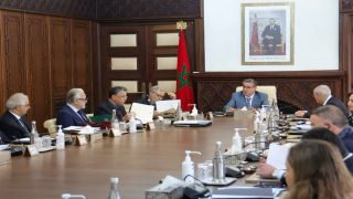 الحكومة تغامر بمصير الموسم الدراسي إذا استثنت قطاع التعليم من الزيادة العامة في الأجور…