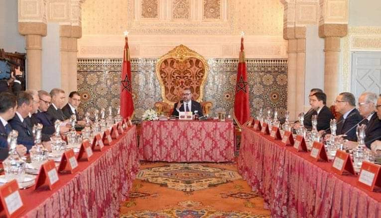 ترأس صاحب الجلالة الملك محمد السادس  بالقصر الملكي بالدار البيضاء، مجلسا وزاريا اليوم السبت فاتح يونيو…