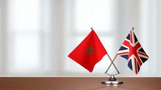 بريطانيا تجدد دعمها لمبادرة الحكم الذاتي وتؤكد استعدادها لتمويل مشاريع بالصحراء المغربية