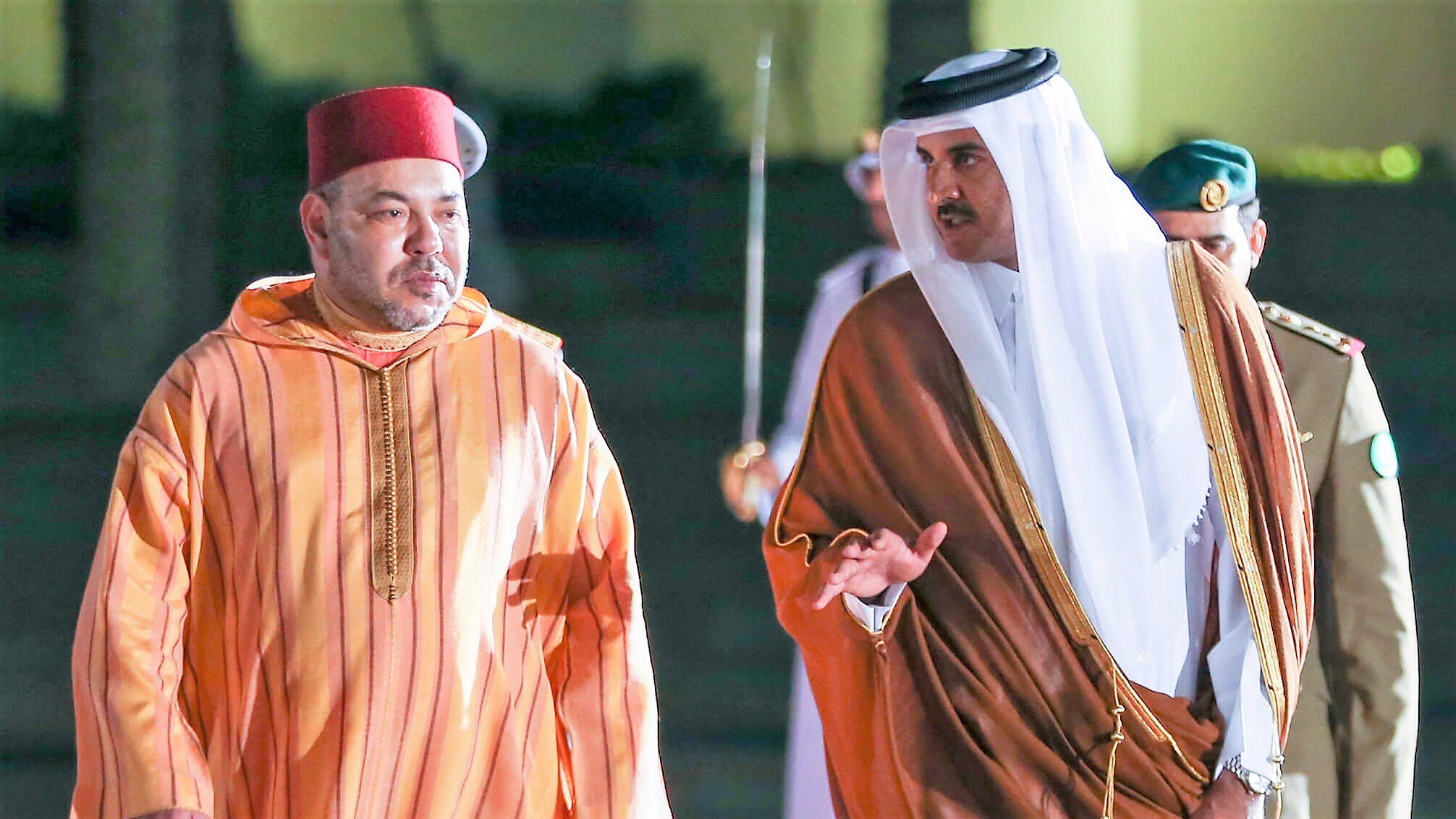 الملك محمد السادس يهنئ أمير قطر بمناسبة ذكرى توليه الحكم ويؤكد على متانة العلاقات بين البلدين