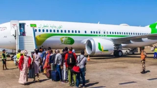 توقيف طاقم الخطوط الموريتانية في مطار محمد الخامس وبحوزتهم مبلغ مالي كبير باليورو