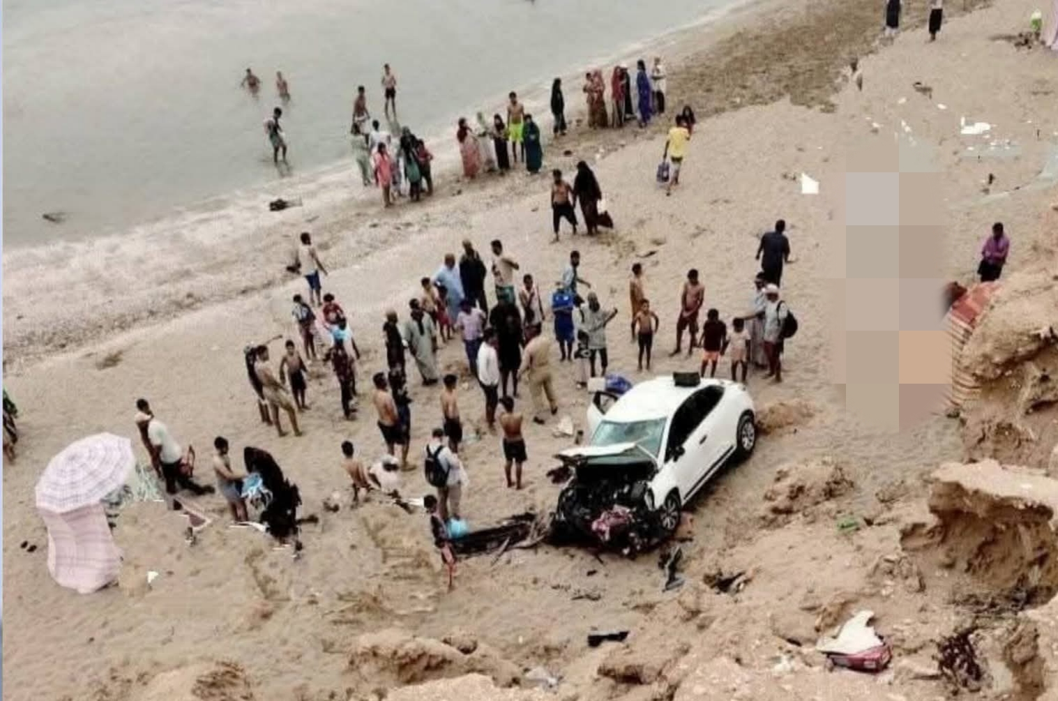 حادث مأساوي يهز شاطئ تيفنيت جنوب أكادير: سيارة تهوي من منحدر صخري وتخلف إصابات
