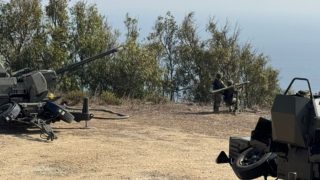 إسبانيا تنشر مدافع وصواريخ متطورة بسبتة المحتلة.. خطوة دفاعية أم مناورة قد تعمّق الخلاف مع المغرب؟