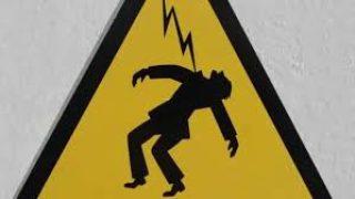 مأساة سيدي يحيى الغرب.. مصرع خمسة أشخاص بصعقة كهربائية أثناء محاولة سرقة أسلاك الضغط العالي