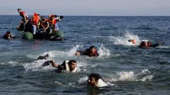 الشرطة الإسبانية تعتقل 16 شخصاً للاشتباه في تورطهم بوفاة عشرات المهاجرين في عرض الأطلسي