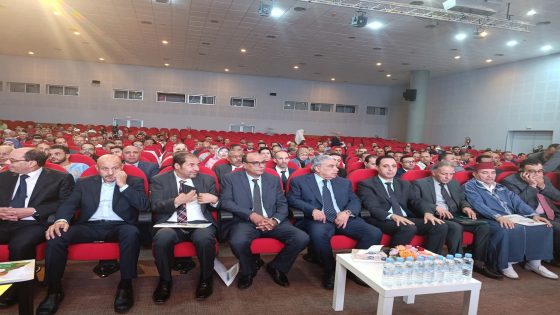 غياب رئيسة جهة كليميم وادنون عن اللقاء التشاوري يثير التساؤلات