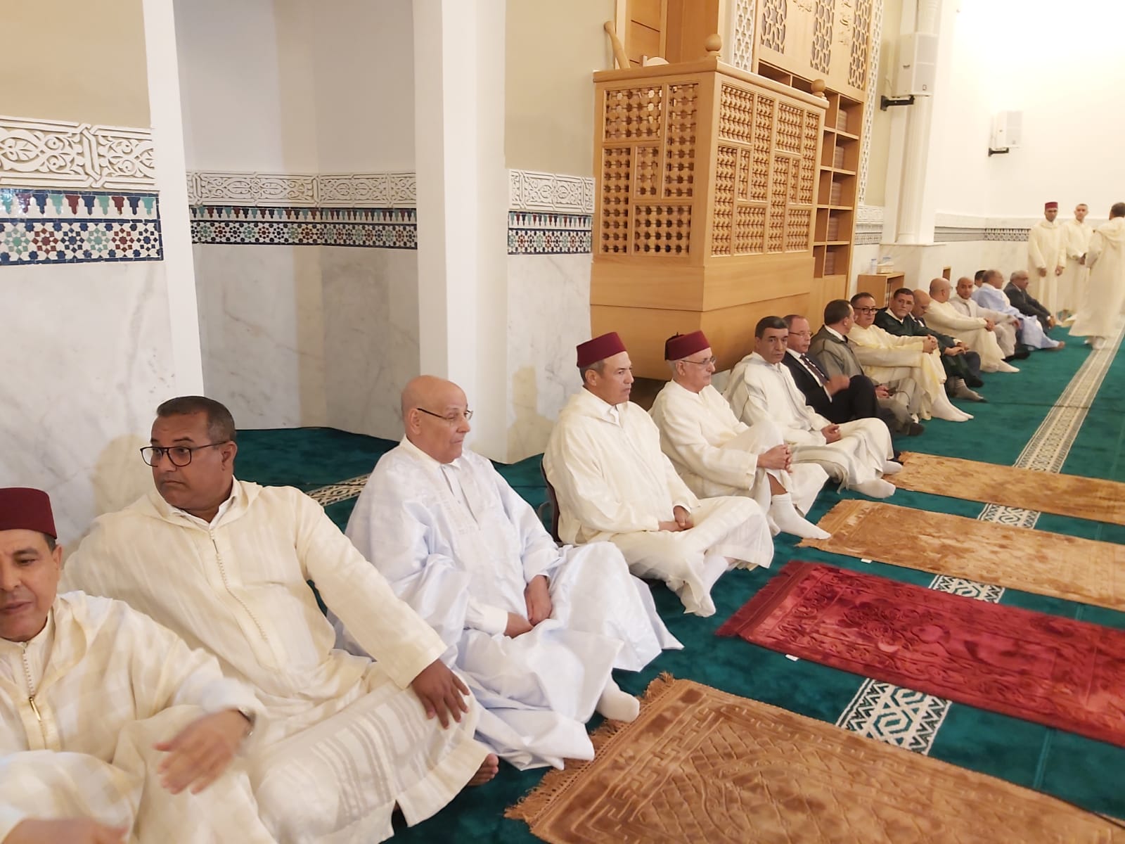 العيون.. افتتاح مسجد “سي أحمد الدرهم” أحد أكبر الصروح الدينية بالاقاليم الجنوبية 