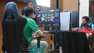 العيون تحتضن دوري “المسيرة الذهبية” للألعاب الإلكترونية بمشاركة 136 لاعباً احتفاءً بالمسيرة الخضراء