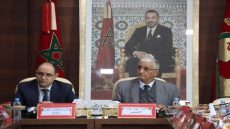 مجلس إقليم العيون يصادق بالإجماع على ميزانية 2026 خلال دورة استثنائية.