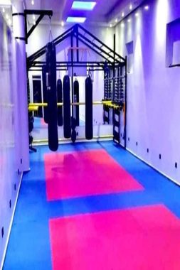 أندية وقاعات رياضية بالعيون: استثمار يصارع  البقاء تحت وطأة الإكراهات والمنافسة غير المتكافئة