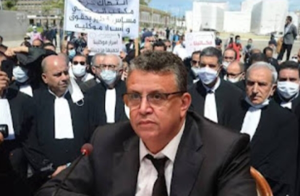 جمعية هيئات المحامين تعلن إضرابًا وطنيًا شاملًا احتجاجًا على مشروع قانون المهنة.