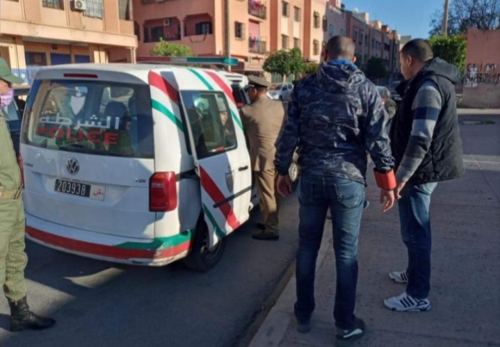 مراكش.. توقيف شخص متلبس بانتحال صفة وكيل الملك وحجز مبالغ مالية مهمة.