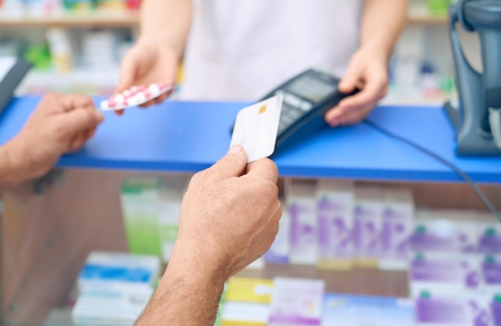 تخفيضات جديدة في أسعار أدوية السرطان والسكري بالمغرب لتخفيف عبء العلاج.
