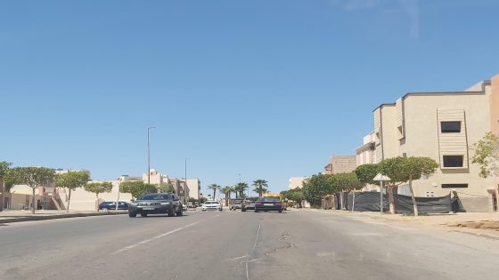 ساكنة حيي “المسيرة” و”خرسيتو” بالعيون تطالب بإنقاذ الشارع الرئيسي من العزلة والإهمال