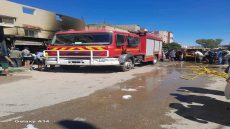 حريق يأتي على محتويات محل لبيع الأفرشة بتاهلة ويُعيد النقاش حول وسائل التدخل المحلية.
