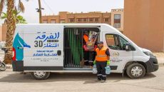 تافراوت تعتمد “نقط التغذية الذكية” لتدبير الكلاب الضالة في مقاربة تجمع بين السلامة العامة والرفق بالحيوان.