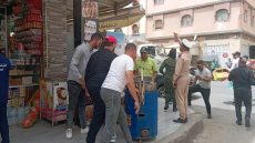 السلطات المحلية ببرشيد تواصل حملاتها لتحرير الملك العمومي بشارعي الفداء والحسن الثاني.