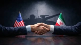 إيران تربط وقف هجماتها باستمرار تعليق الضربات الأمريكية.