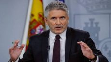 إسبانيا تؤكد إعادة المهاجرين غير النظاميين من سبتة وتعزيز التنسيق مع المغرب.