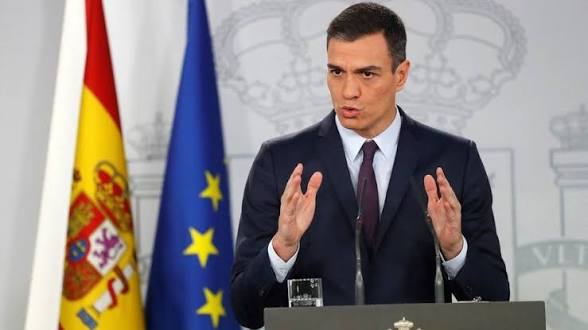 سانشيز: الدولة ستعبئ إمكاناتها لمواجهة أزمة الهجرة بسبتة ويشكر المغرب على التعاون في عمليات الإرجاع.