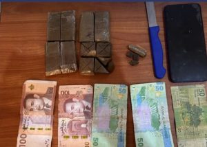 توقيف خمسيني بالمرسى من ذوي السوابق القضائية للاشتباه في ترويج مخدر الشيرا
